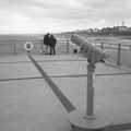 The telescope at the end of the pier, Moping in Southwold, Suffolk - 3rd April 2004