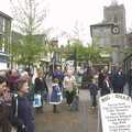 People watch the dancing, Badminton Sprogs and The Skelton Festival, Diss, Norfolk - 1st May 2004