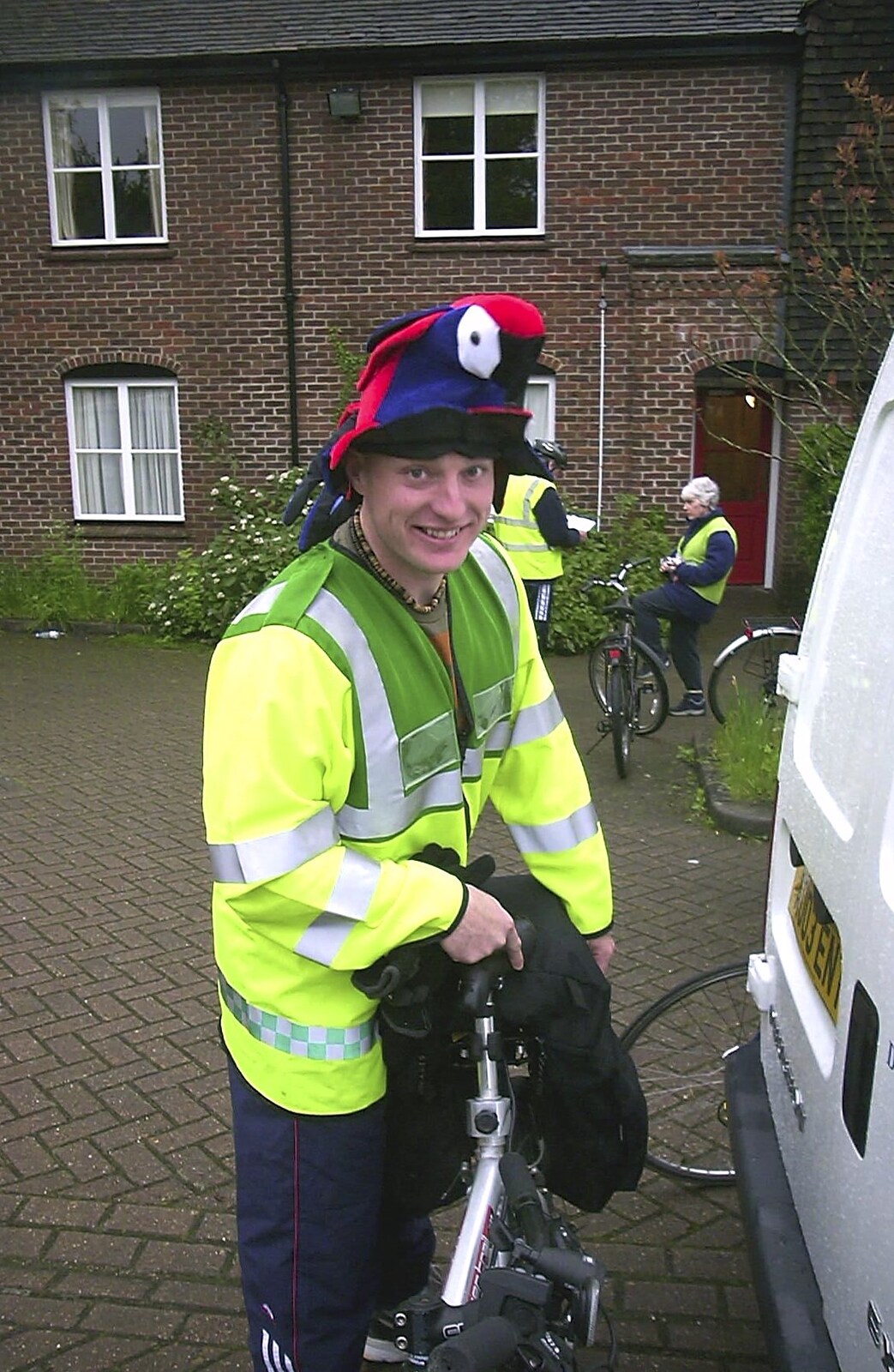 Gov's got a parrot hat on from The BSCC Annual Bike Ride, Lenham, Kent - 8th May 2004
