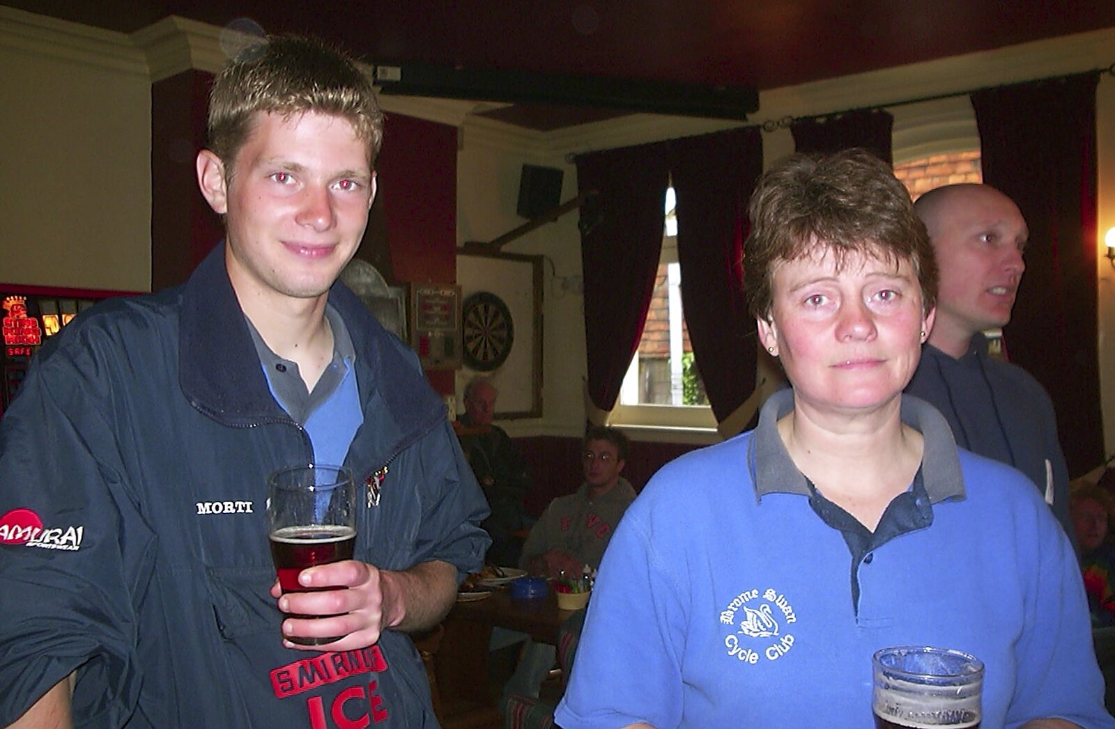 The BSCC Annual Bike Ride, Lenham, Kent - 8th May 2004: The Boy Phil and Pippa in The Vine Inn, Tenterden