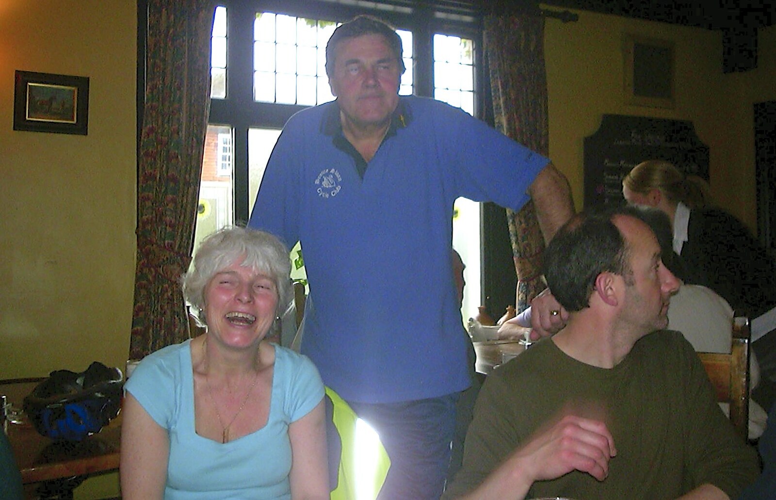 The BSCC Annual Bike Ride, Lenham, Kent - 8th May 2004: Spammy and Alan in the Vine Inn