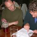 The BSCC Annual Bike Ride, Lenham, Kent - 8th May 2004, Apple checks the instructions for the next section of the ride