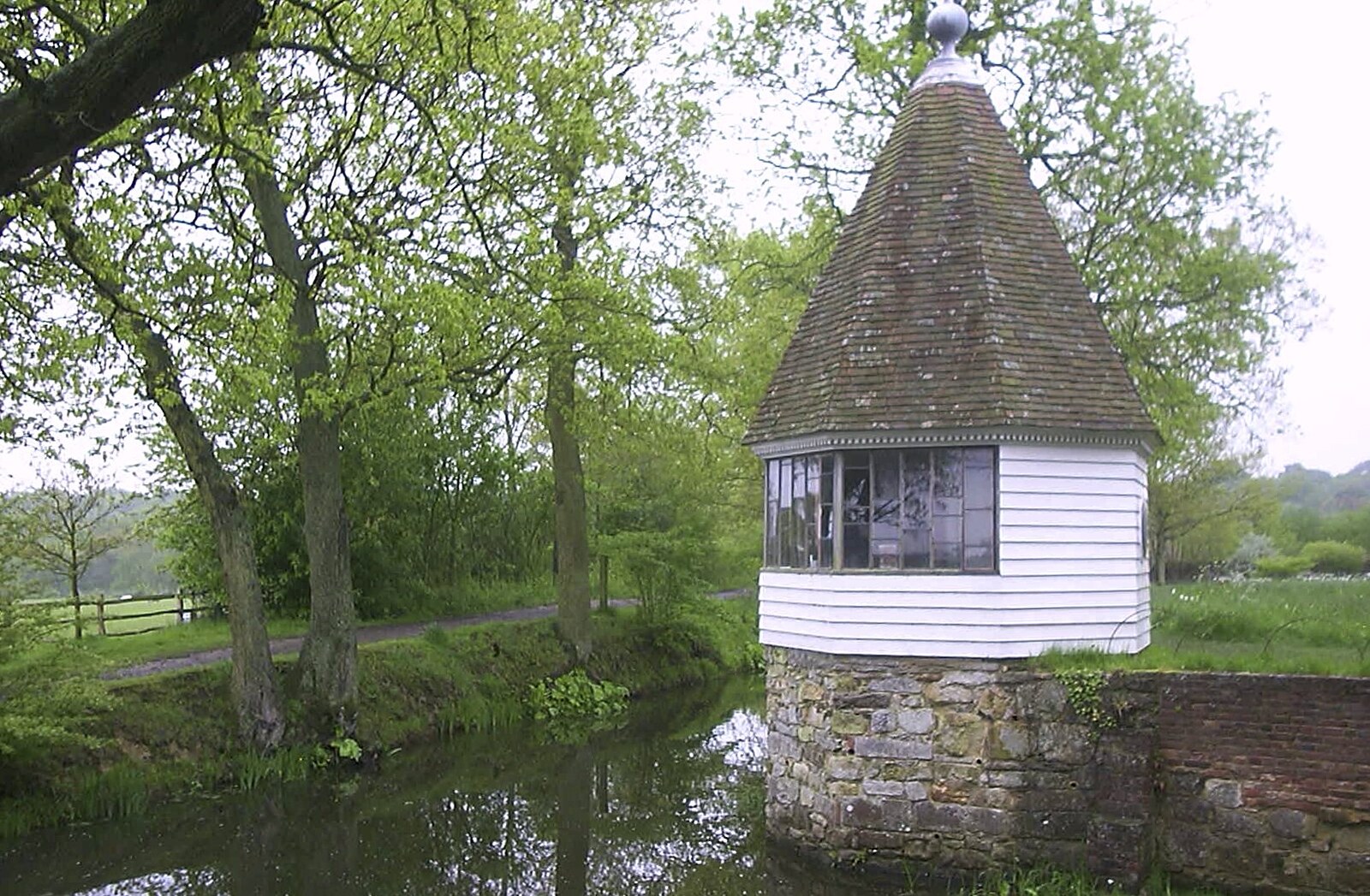 A curious octagonal summer house on the river from The BSCC Annual Bike Ride, Lenham, Kent - 8th May 2004