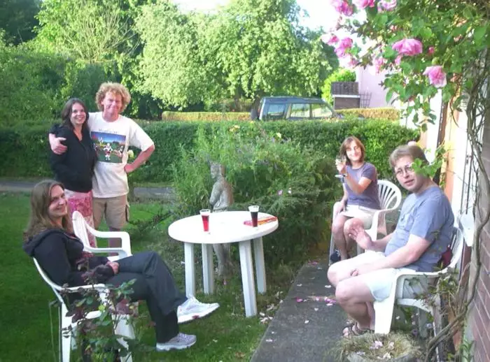 Jess, Jen, Wavy, Suey and Marc in the front garden, from A Transit of Venus and a Front Garden Barbeque, Brome - 11th June 2004