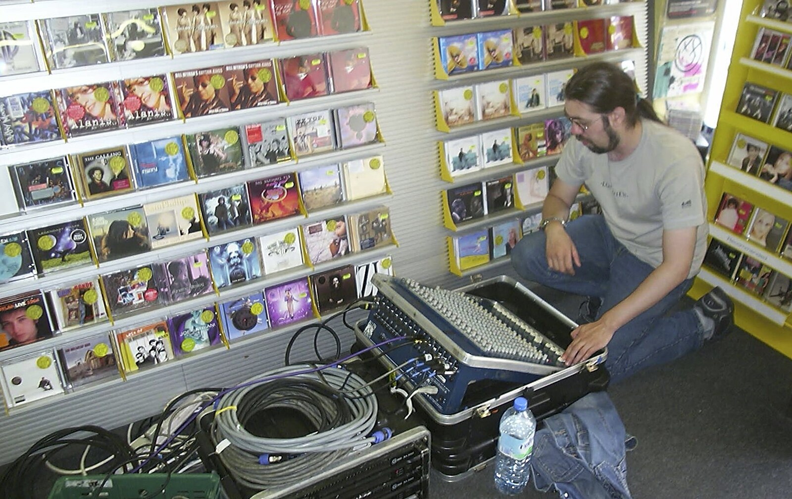 The sound guy sets up from Longview play Revolution Records, Diss, Norfolk - 2nd July 2004