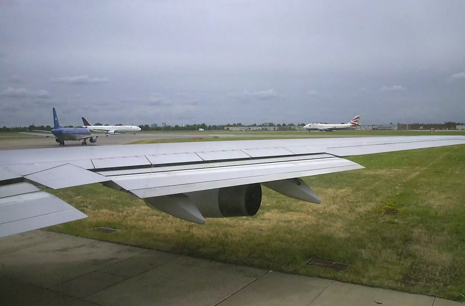 A queue of aircraft at Heathrow, from A Postcard From Manila: a Working Trip, Philippines - 9th July 2004