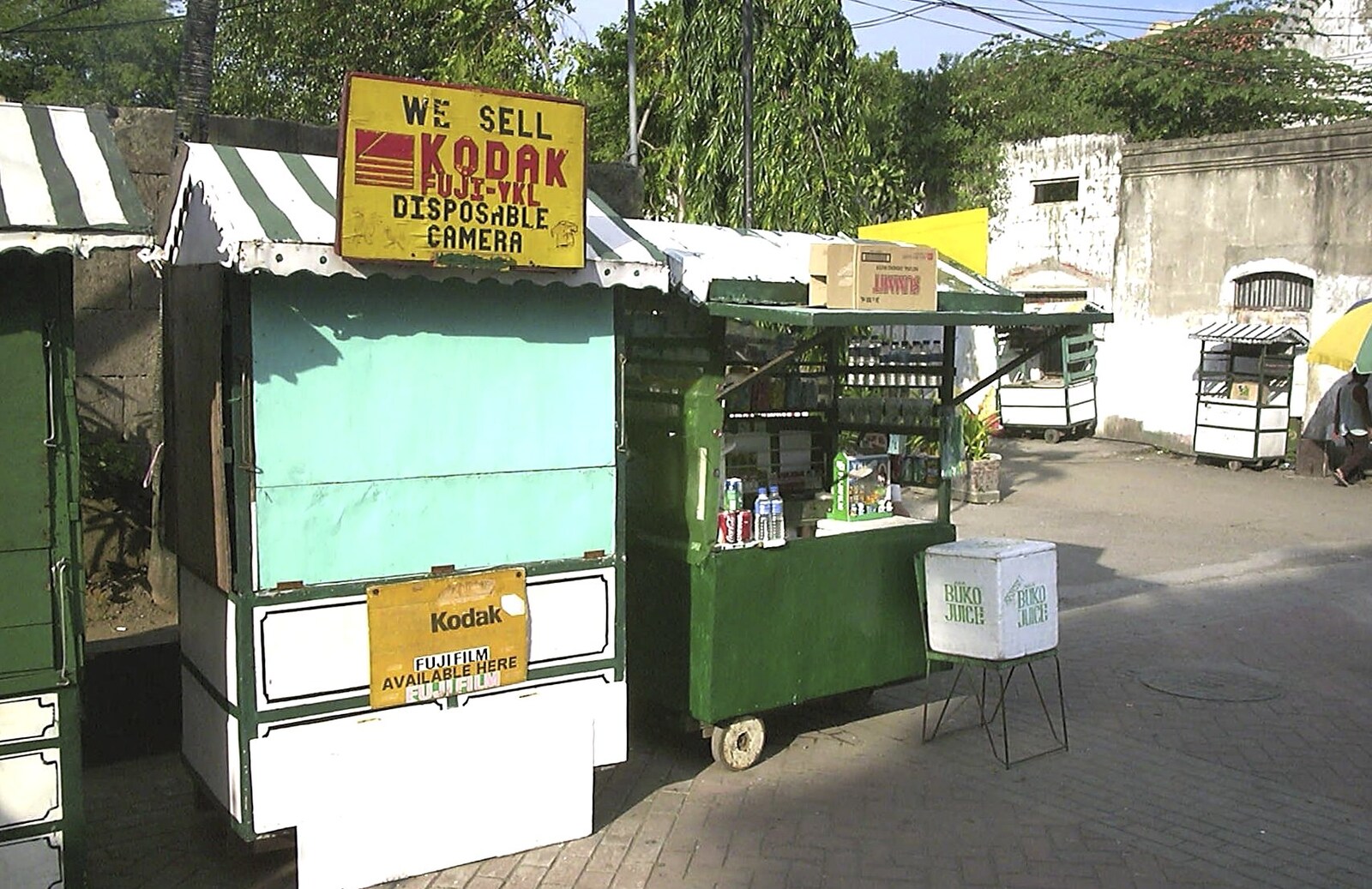 A small snack shack from A Postcard From Manila: a Working Trip, Philippines - 9th July 2004