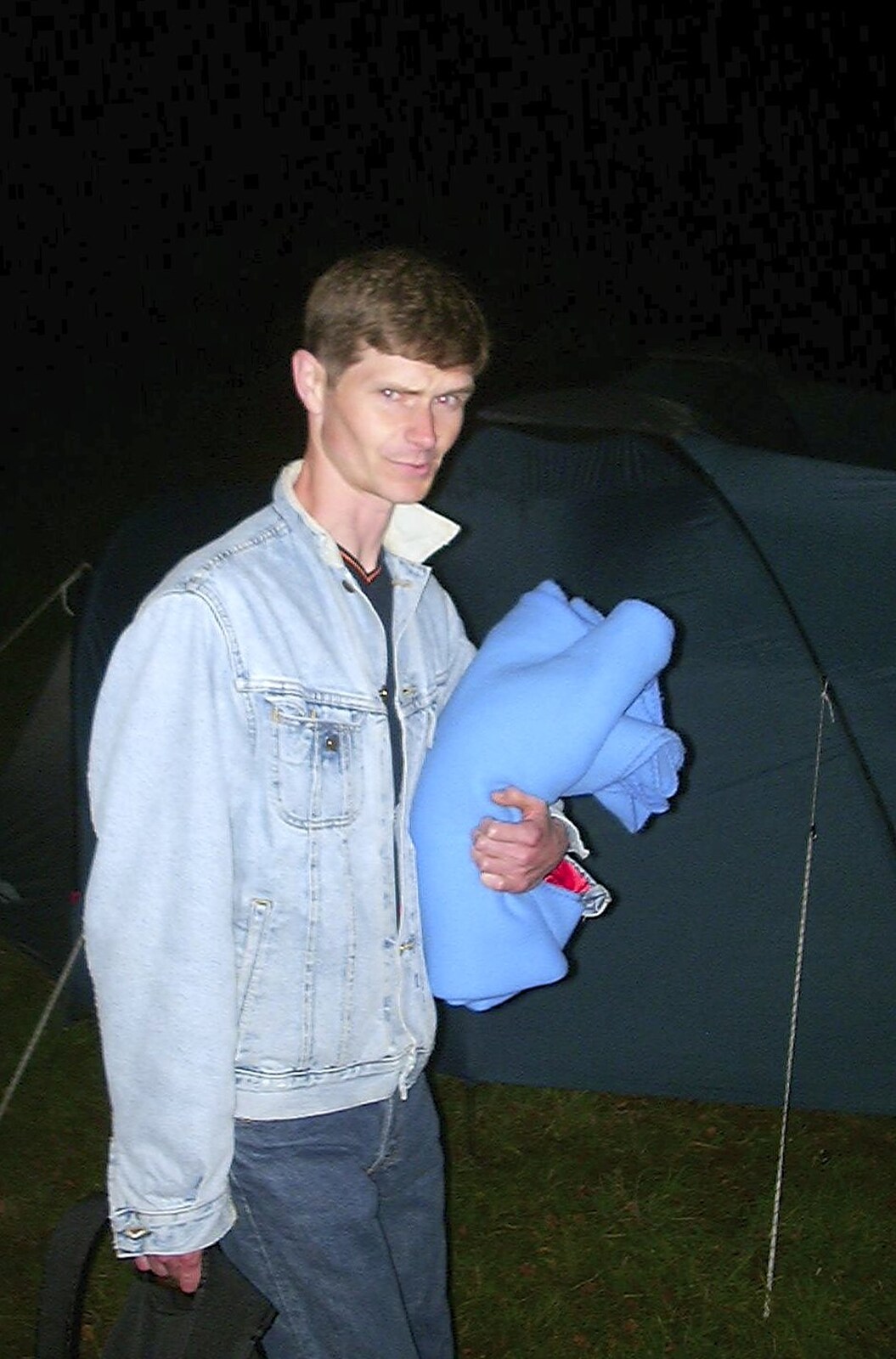 A BSCC Splinter Group Camping Trip, Shottisham, Suffolk - 13th August 2004: Ninja M is armed with his comfort blankey