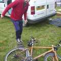 A BSCC Splinter Group Camping Trip, Shottisham, Suffolk - 13th August 2004, Apple goes for his bike