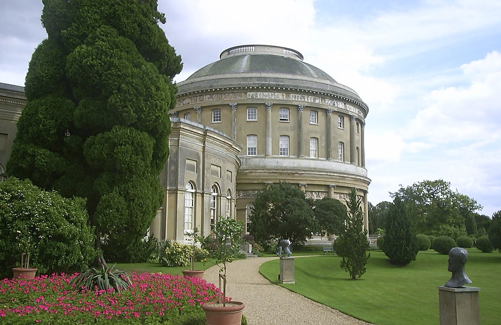 The Rotunda again from A Trip to Ickworth House, Horringer, Suffolk - 22nd August 2004