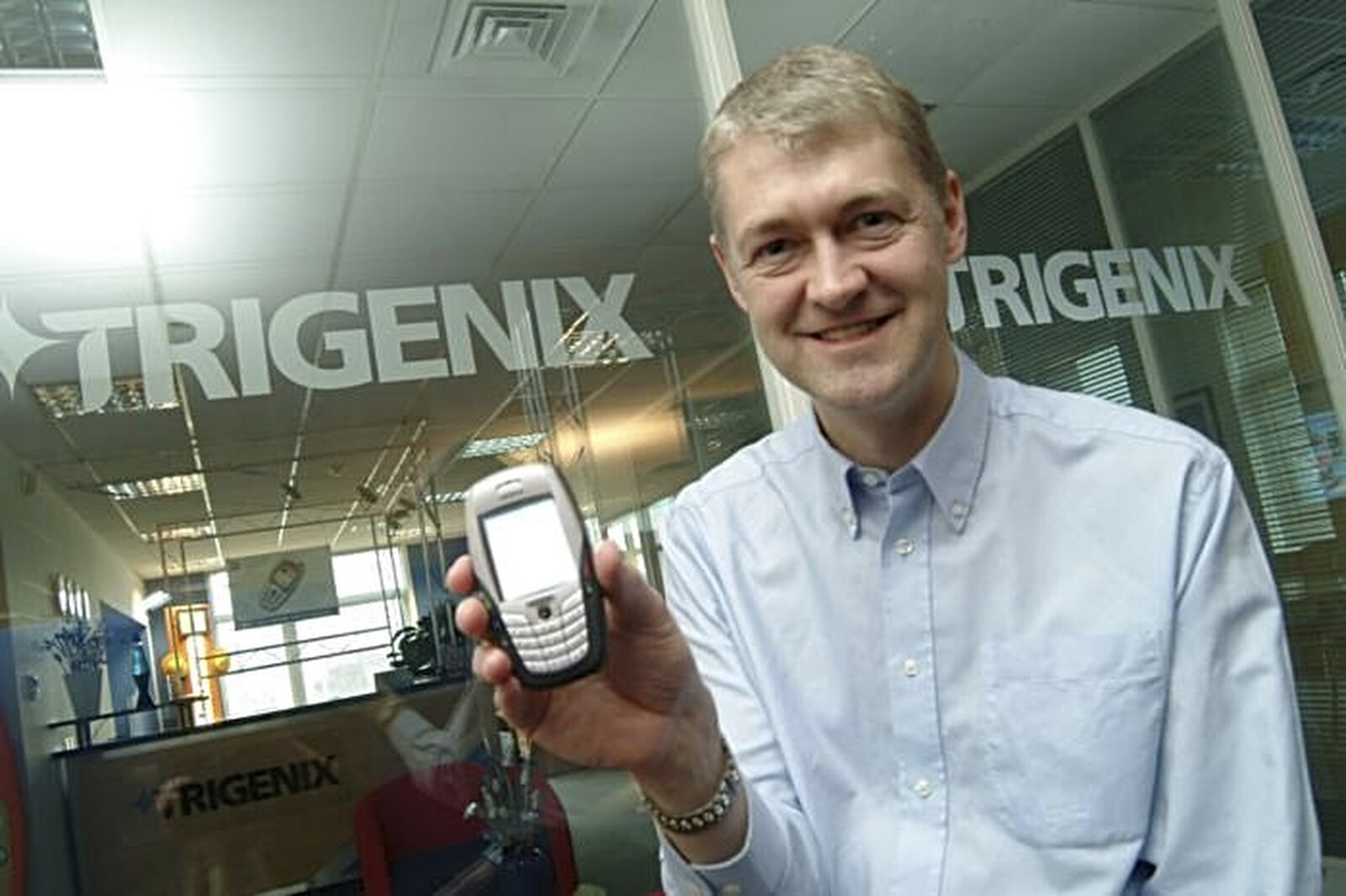 Steve's got a Nokia phone from A 3G Lab/Trigenix Miscellany, Matrix House, Cambridge - 25th September 2004