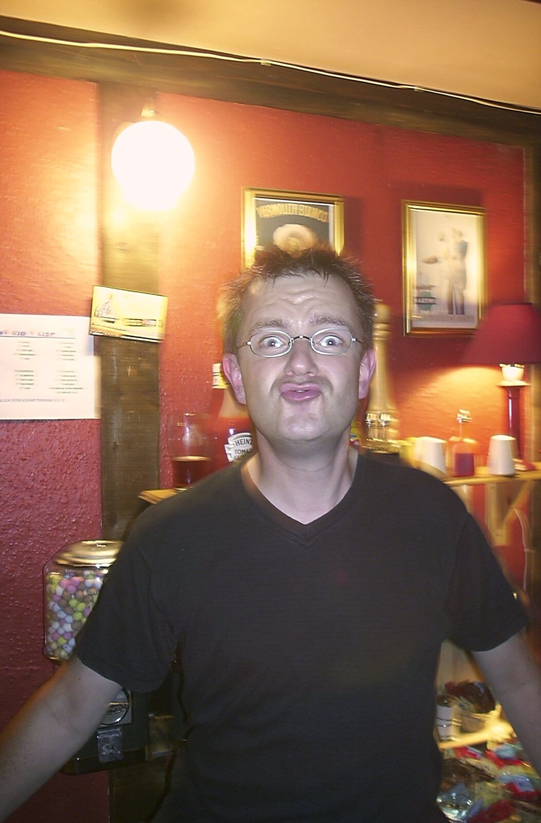 Mark Joseph at Revs, and the BSCC at Hoxne and Wortham - 30th September 2004: Nosher does that face