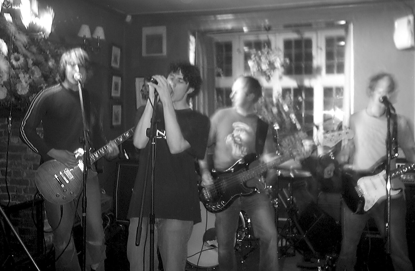 The band does its thing from Mark Joseph at Revs, and the BSCC at Hoxne and Wortham - 30th September 2004