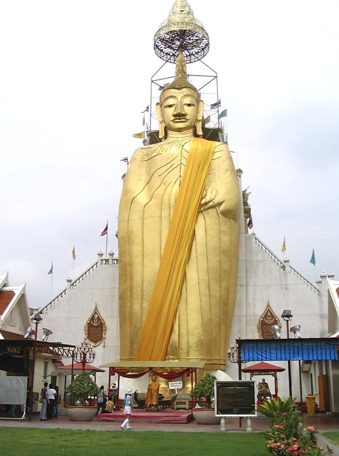 A massive standing Buddha from A Working Trip to Bangkok, Thailand - 2nd October 2004