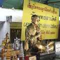 Another gold-leafed status, A Working Trip to Bangkok, Thailand - 2nd October 2004