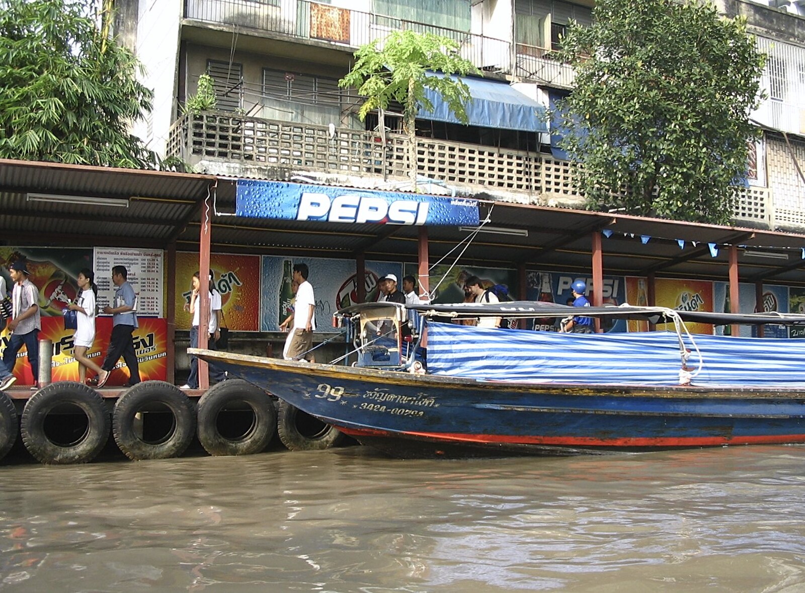 The needle boats of Bangkok from A Working Trip to Bangkok, Thailand - 2nd October 2004