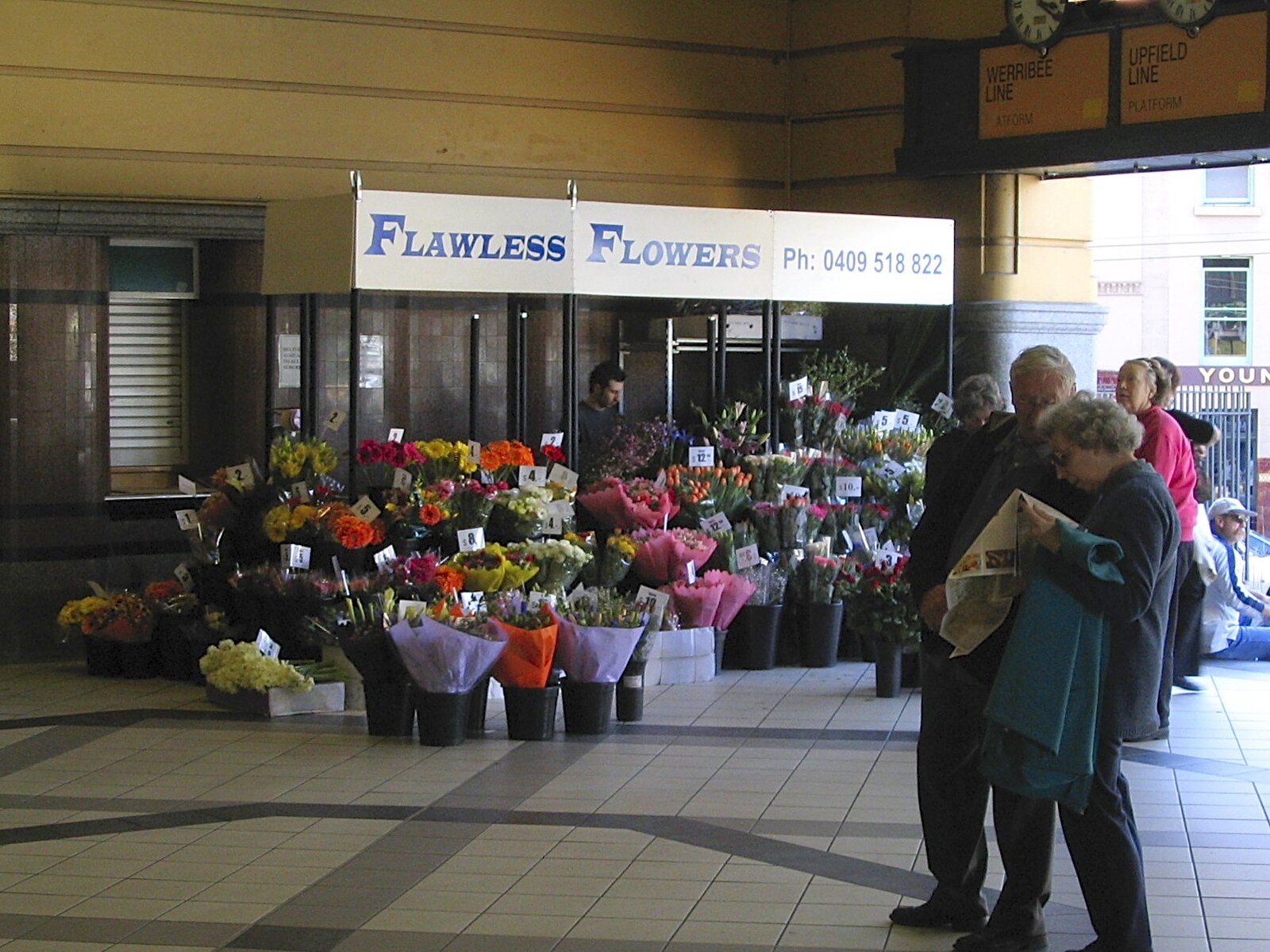 Flawless Flowers in Flinder's Street station from A Couple of Days in Melbourne, Victoria, Australia - 5th October 2004