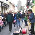 Swervy World do some busking on Mere Street, A French Market, Blues and Curry, Diss, Scole and Brome - 17th October 2004