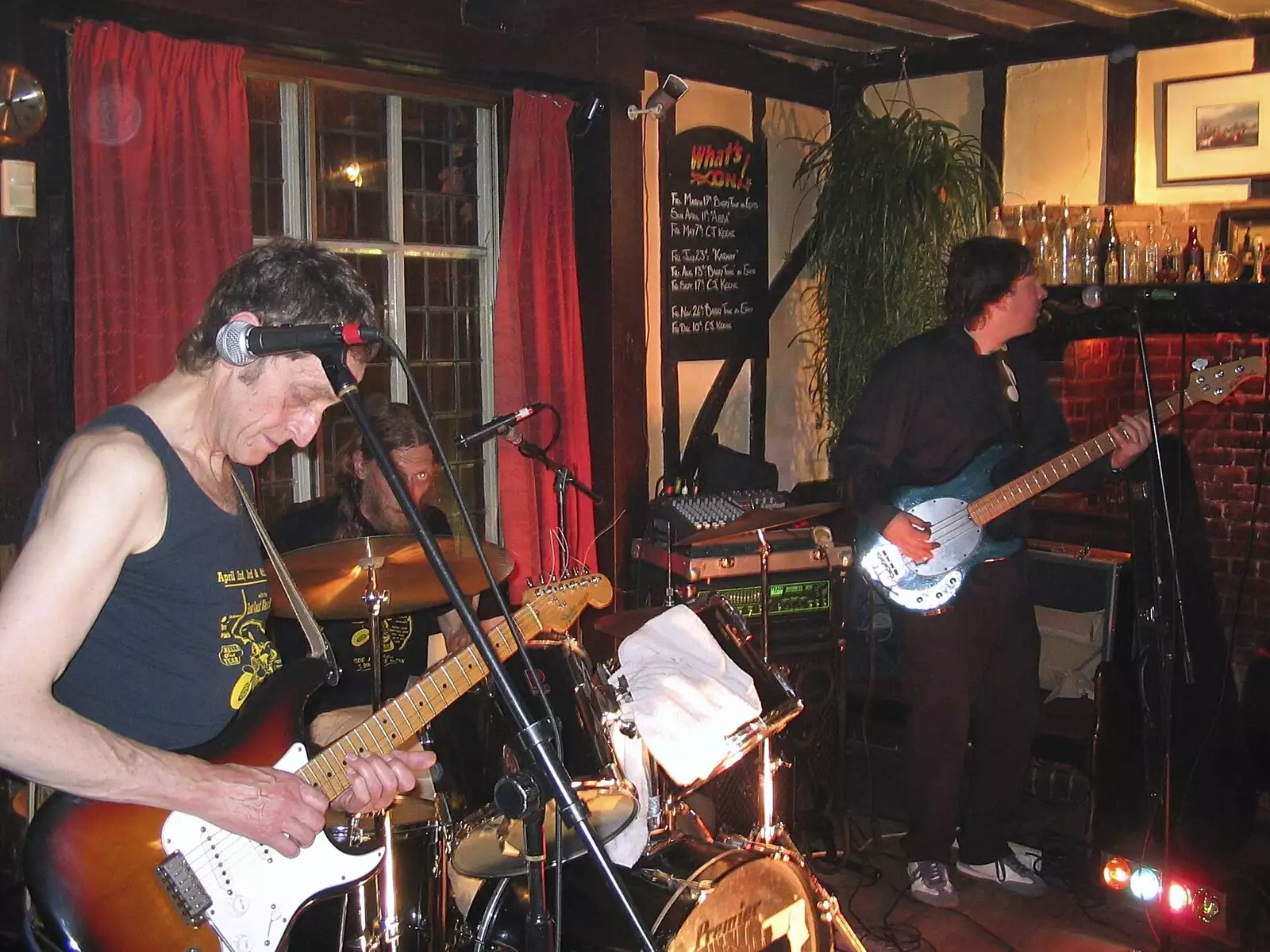 More music, from A French Market, Blues and Curry, Diss, Scole and Brome - 17th October 2004