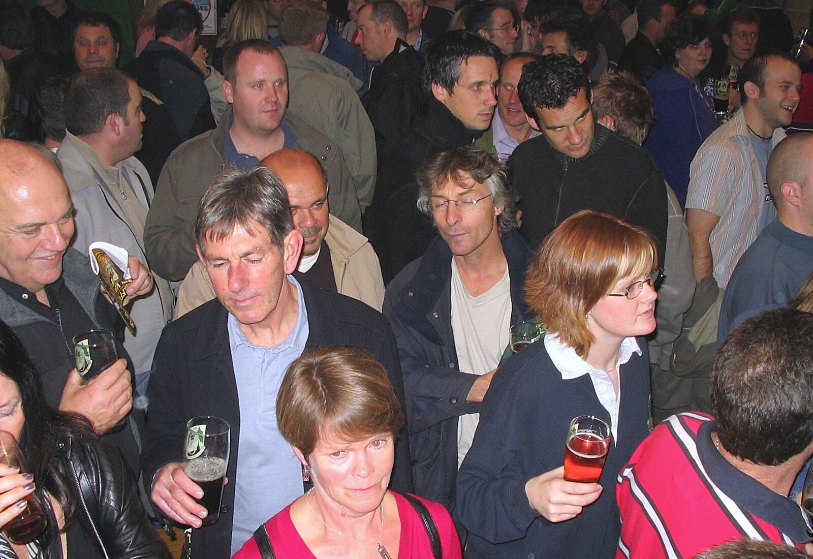 The crowd sways heads to the music from The Norfolk and Norwich Beer Festival, St. Andrew's Hall, Norwich - 27th October 2004