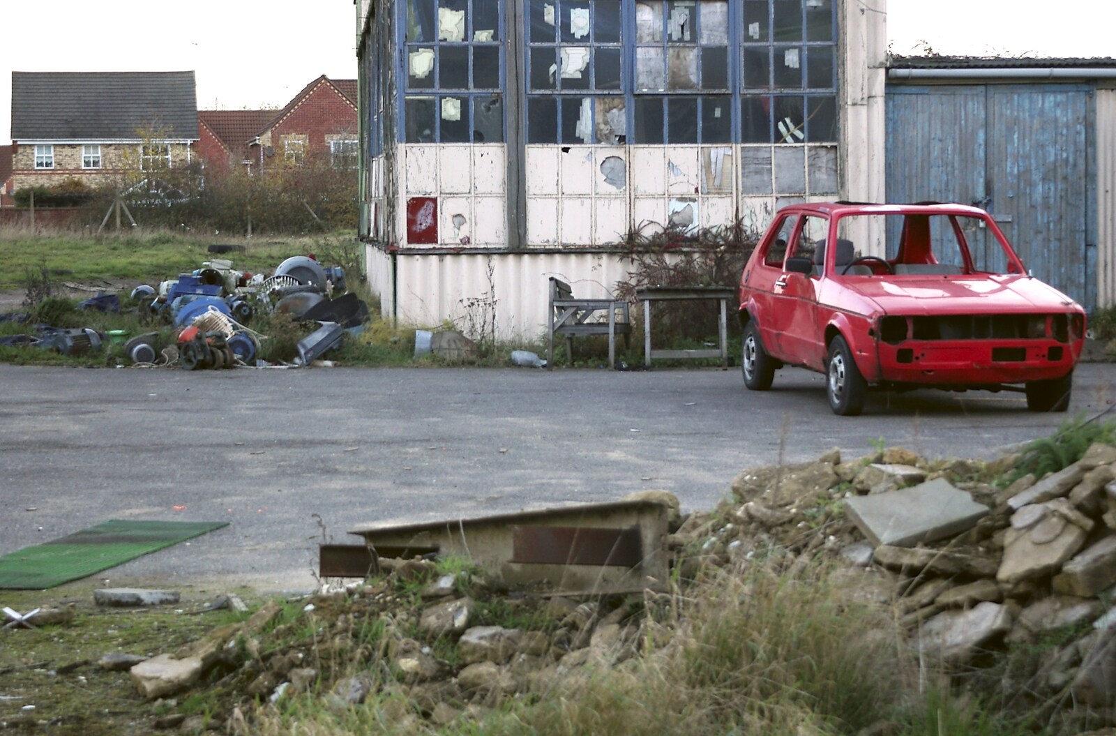 Car wreck and detritus from Random Scenes of Diss, Norfolk - 20th November 2004