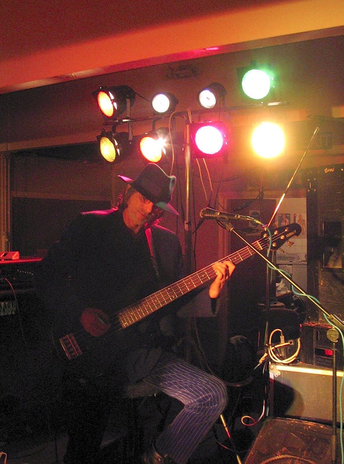 A five-string bass from A CISU Blues Festival at the SCC Social Club, Ipswich, Suffolk - 27th November 2004