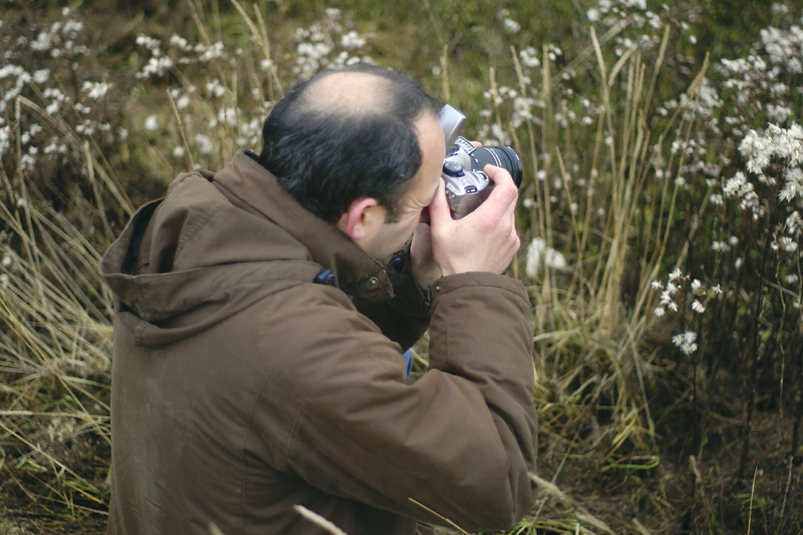DH takes a photo in a marsh from A Trip to East Lane, Bawdsey, Suffolk - 28th November 2004