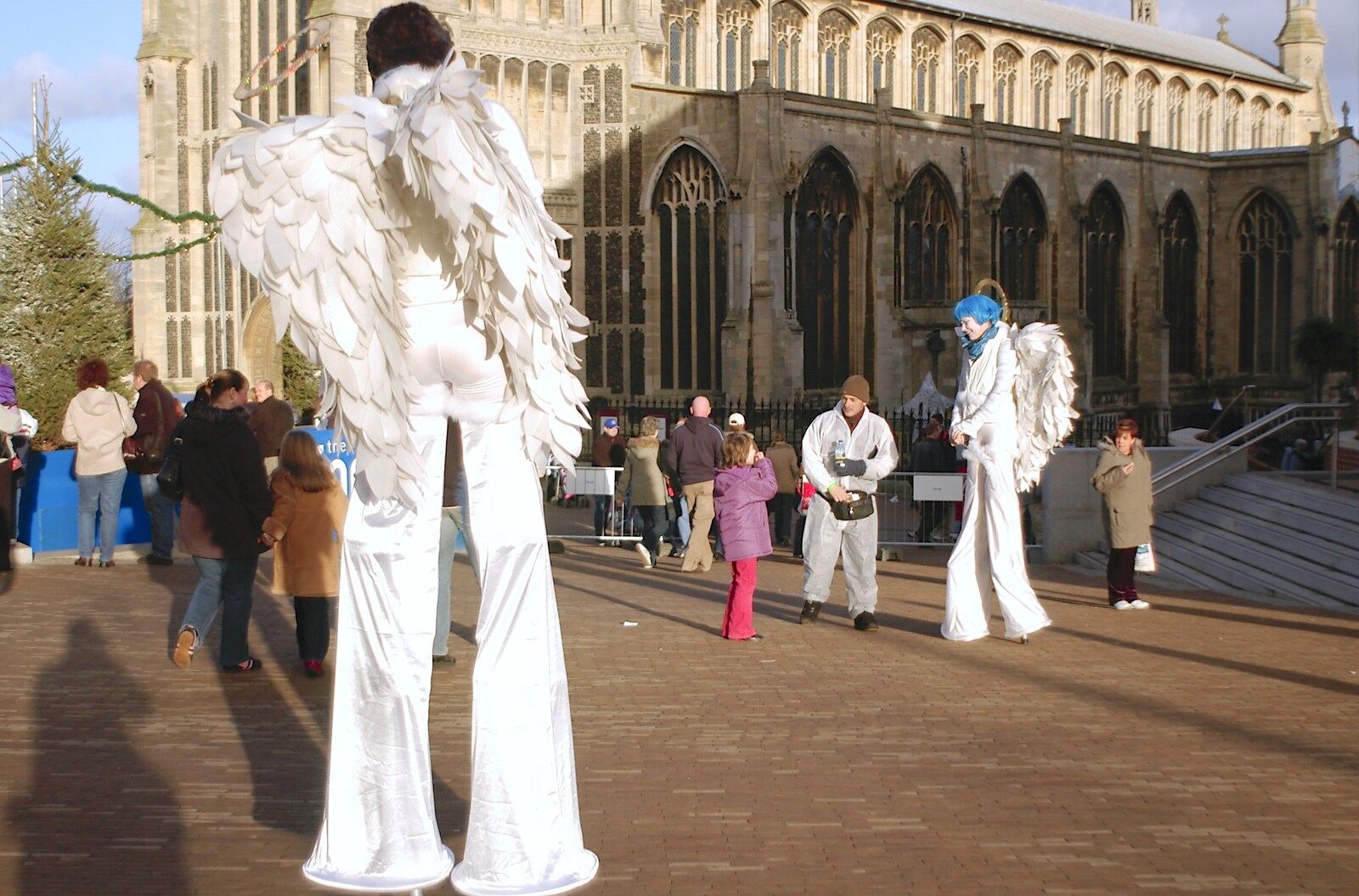 A couple of angels from Christmas Shopping and a Carol Service, Norwich and Thrandeston - 19th December 2004