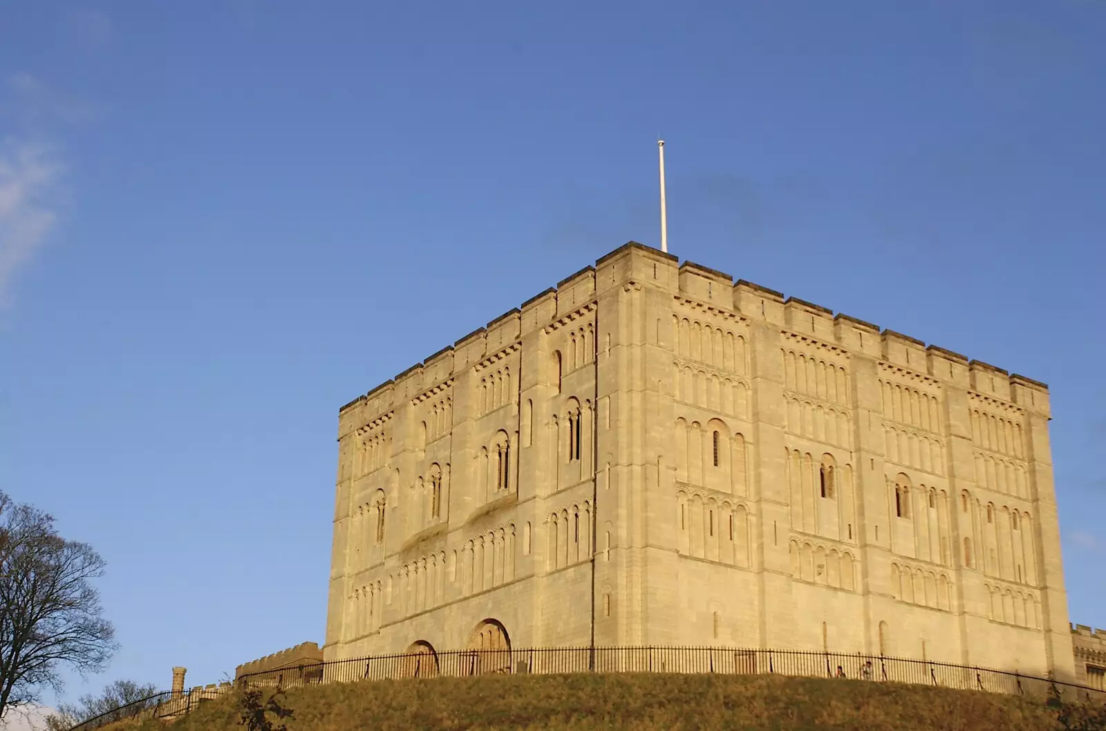 Norwich castle, from Christmas Shopping and a Carol Service, Norwich and Thrandeston - 19th December 2004