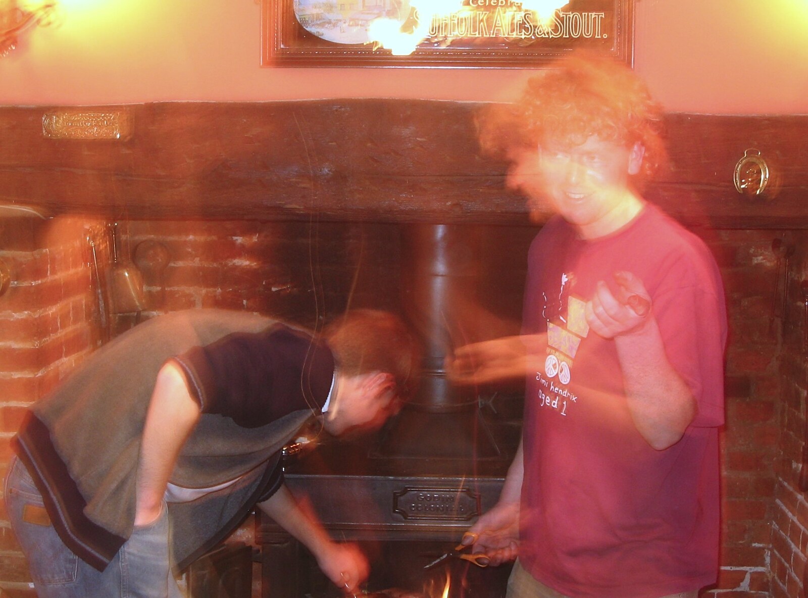 Sausages at the Swan and Revs Gets Decorated, Diss and Brome, Norfolk and Suffolk - 7th January 2005: An accidental blurry shot of Phil and Wavy