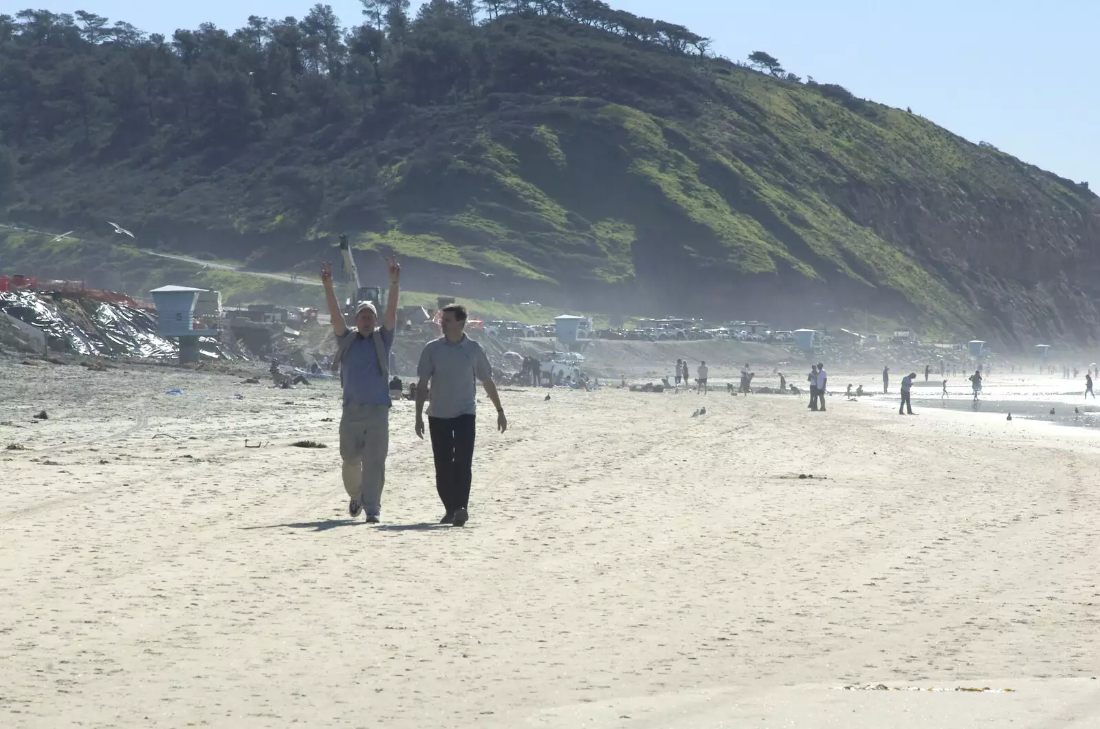 Russell waves his arms around, from A Trip to San Diego, California, USA - 11th January 2005