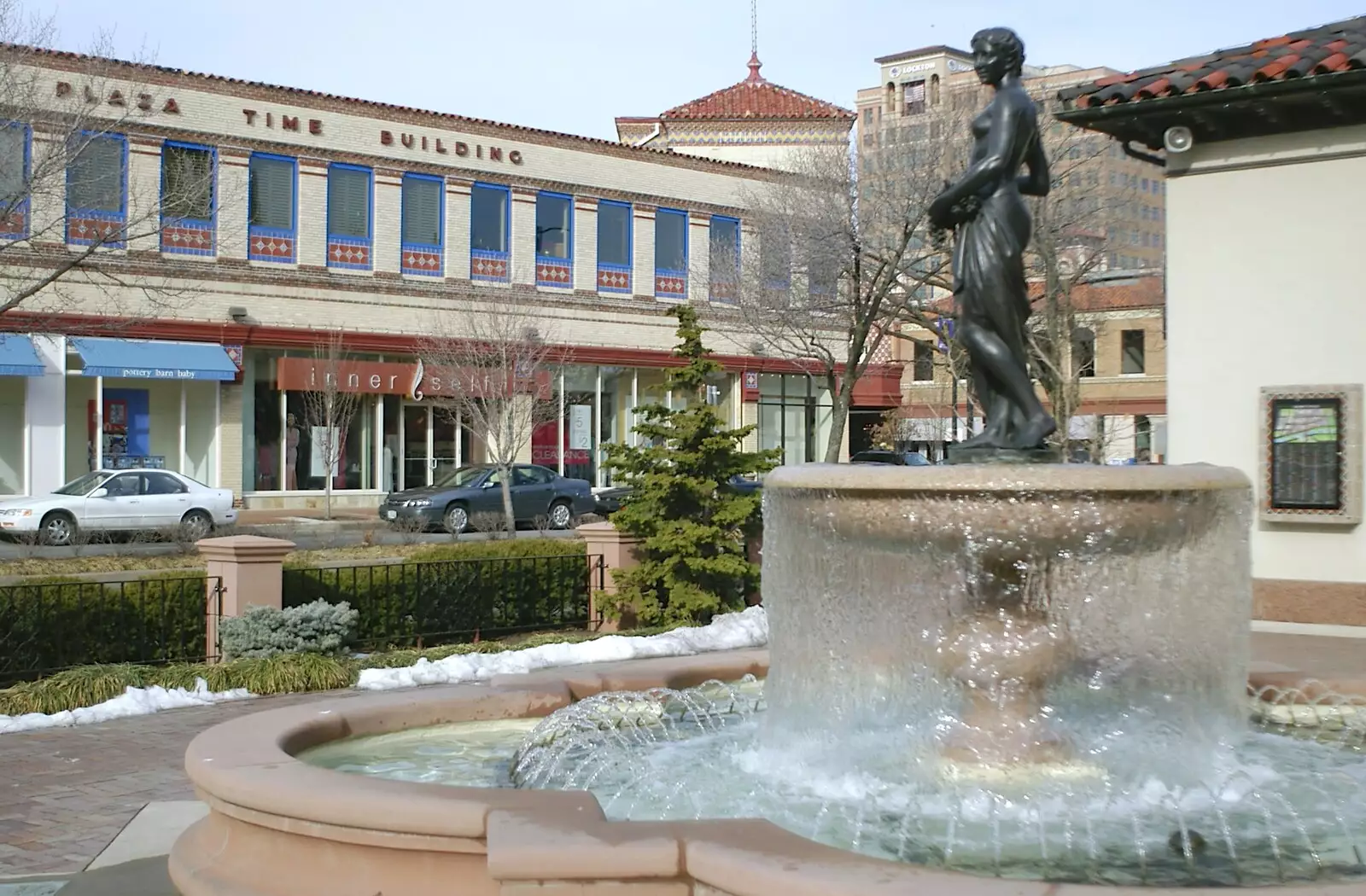 A fountain near the Plaza Time Building, from A Visit to Sprint, Overland Park, Kansas City, Missouri, US - 16th January 2005