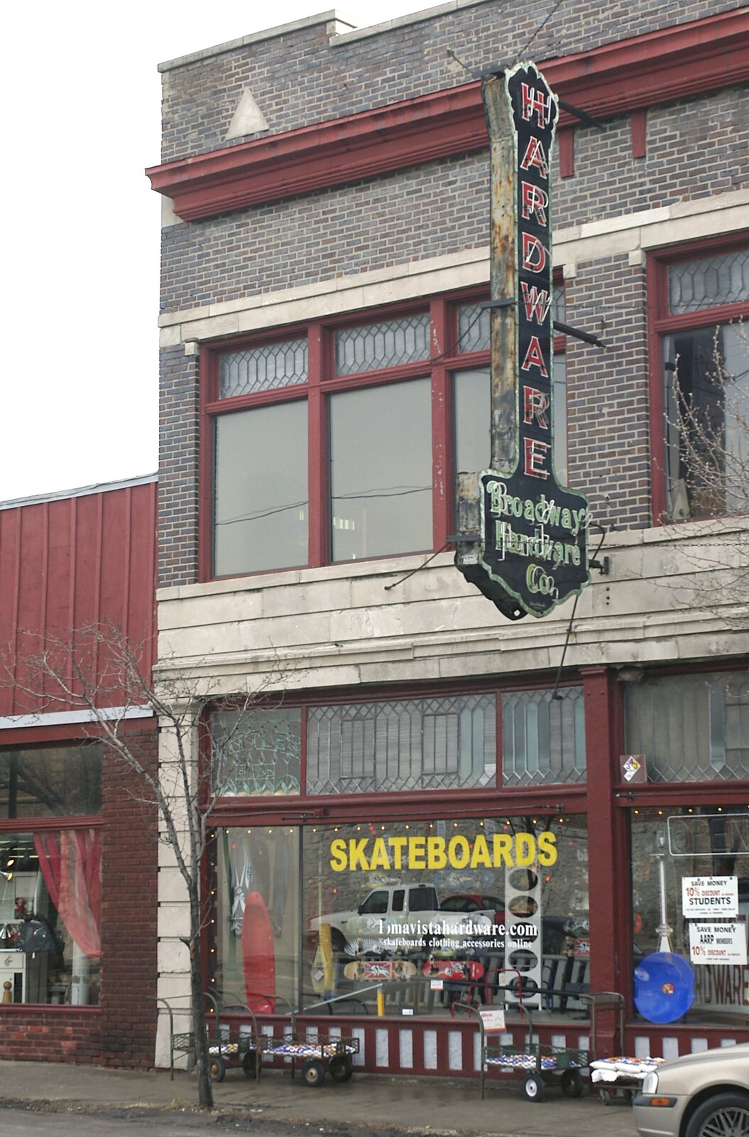 A Visit to Sprint, Overland Park, Kansas City, Missouri, US - 16th January 2005: The Broadway Hardware Company, Westport