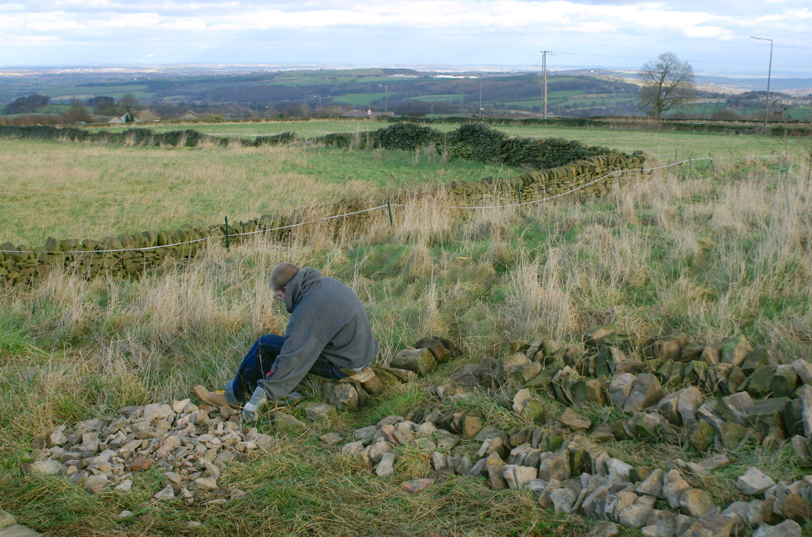 Driving Around Oop North, Hoylandswain, West Yorkshire - 30th January 2005: Another look at the pile of loose stones