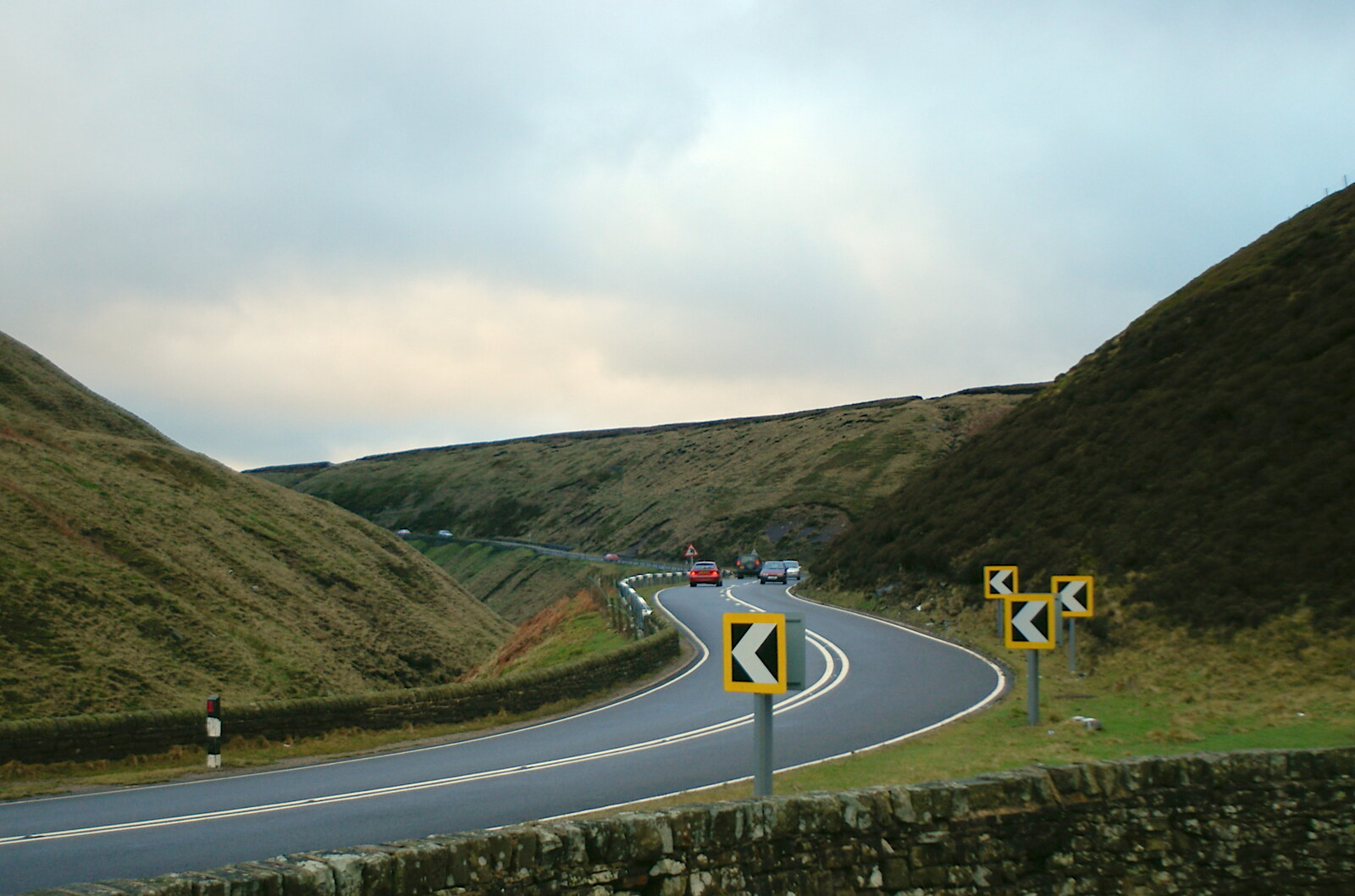 Driving Around Oop North, Hoylandswain, West Yorkshire - 30th January 2005: Snake Pass in Derbyshire