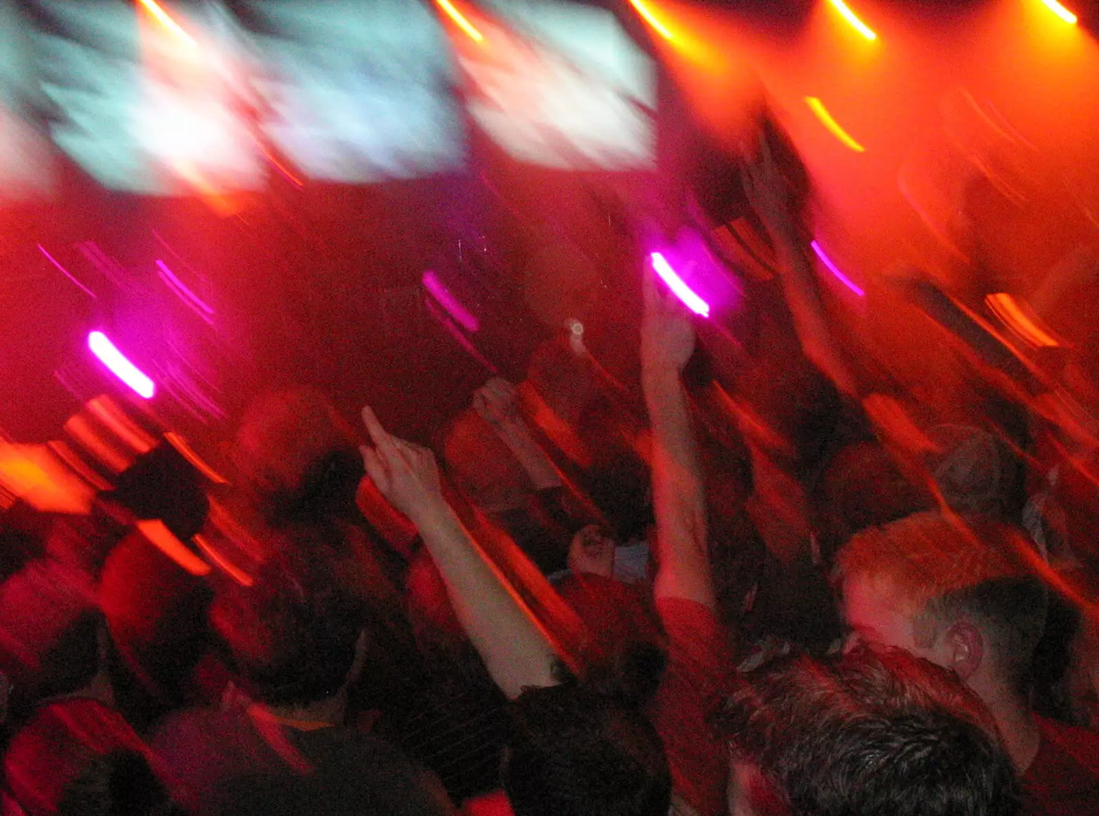 The crowd is a blur, from Athlete and Doves at the UEA, Earlham Road, Norwich, Norfolk - 11th March 2005