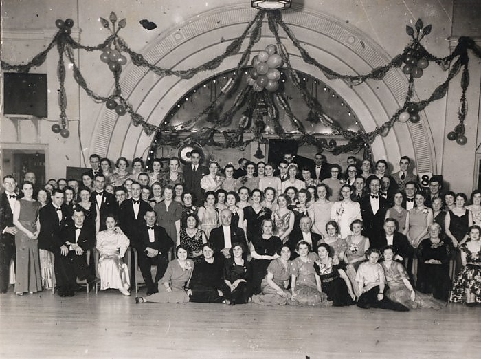 Nosher's Family History - 1880-1955: The Astoria Ballroom around 1920