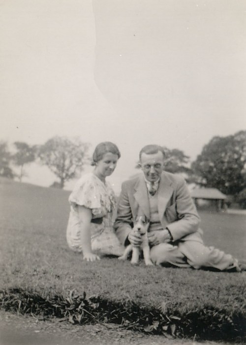 Nosher's Family History - 1880-1955: Elsie and husband John, c. 1920
