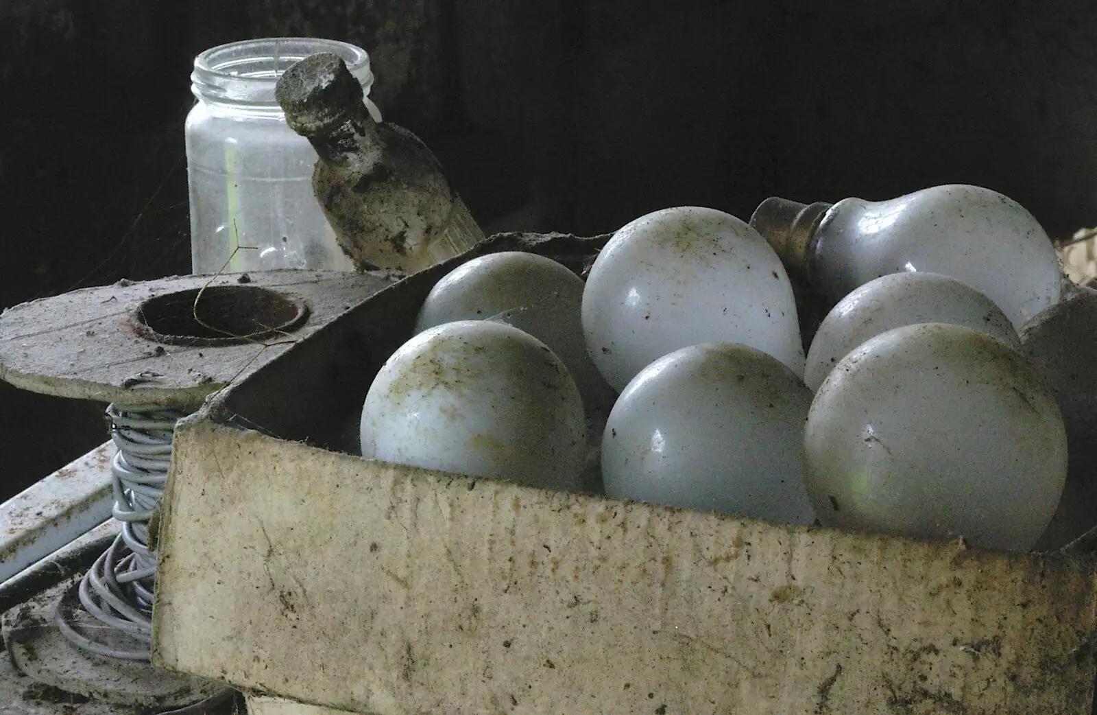 A box of lightbulbs like a clutch of eggs, from An Elegy for a Shed, Hopton, Suffolk - 28th March 2005