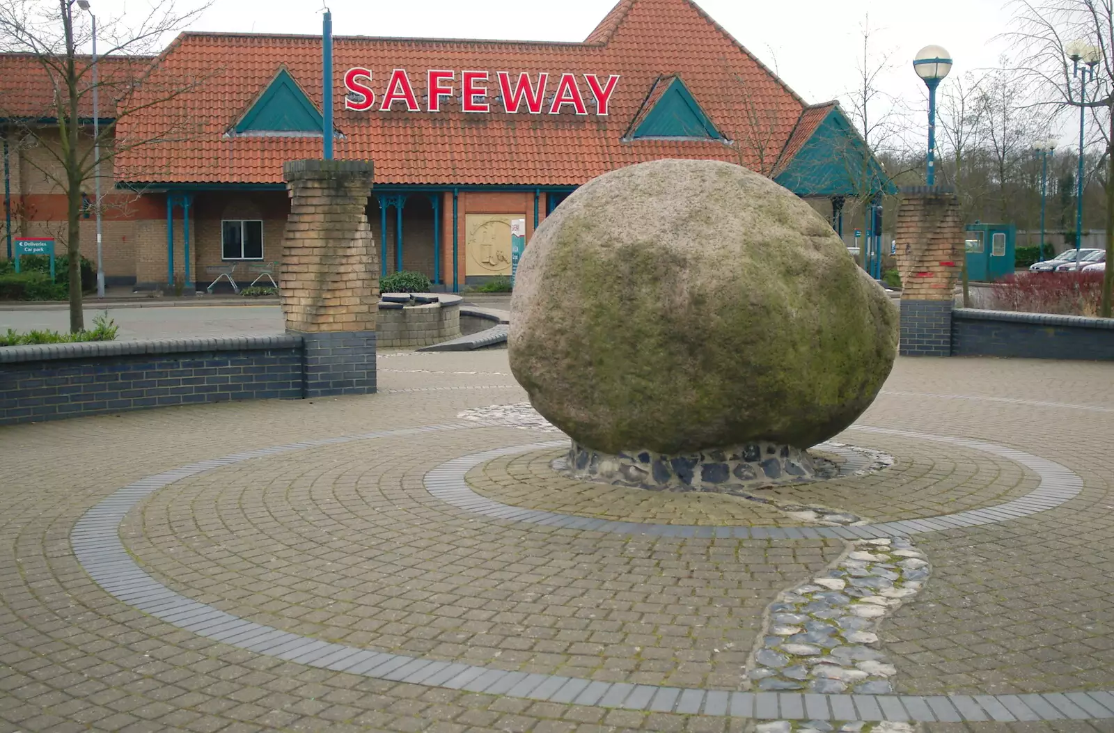 The Safeway granite rock - home of Gort, from The SCC Social Club and the  Demolition of Diss Publishing, Ipswich and Diss - 2nd April 2005