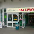 Safeway's front door, The SCC Social Club and the  Demolition of Diss Publishing, Ipswich and Diss - 2nd April 2005