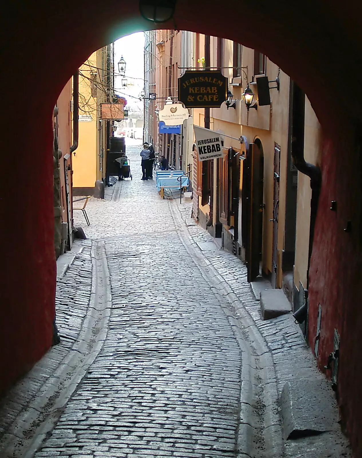 An interesting archway leads off to an alleway, from A Postcard From Stockholm: A Working Trip to Sweden - 24th April 2005