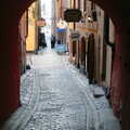 An interesting archway leads off to an alleway, A Postcard From Stockholm: A Working Trip to Sweden - 24th April 2005