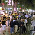 The teeming hordes on La Rambla, A Trip to Barcelona, Catalunya, Spain - 29th April 2005