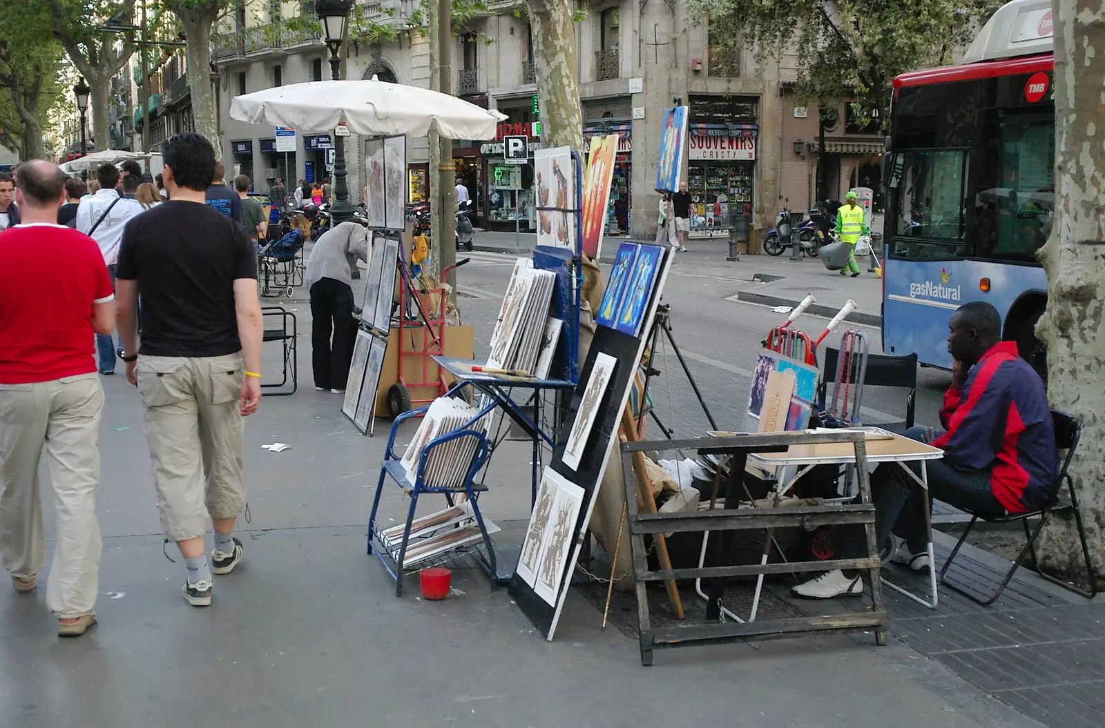 A dude waits for a painting to sell, from Montjuïc and Sant Feliu de Guíxols, Barcelona, Catalunya - 30th April 2005