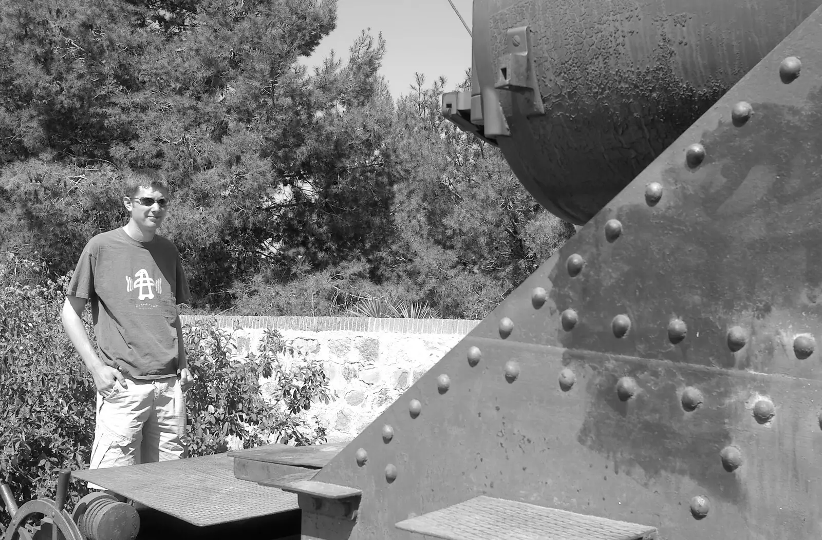 The boy Phil looks at a gun, from Montjuïc and Sant Feliu de Guíxols, Barcelona, Catalunya - 30th April 2005