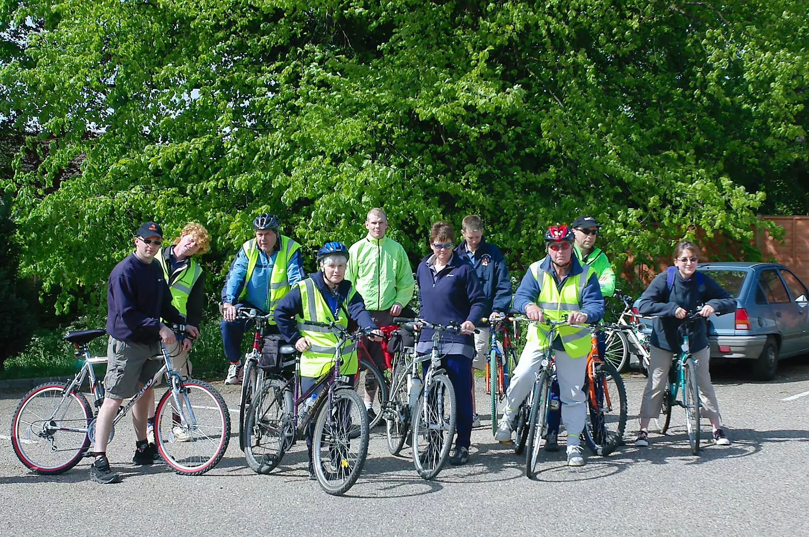 A most-of-the-group photo, from The BSCC Weekend Trip to Rutland Water, Empingham, Rutland - 14th May 2005