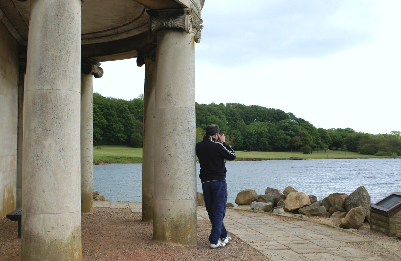 DH takes a photo over the water from The BSCC Weekend Trip to Rutland Water, Empingham, Rutland - 14th May 2005