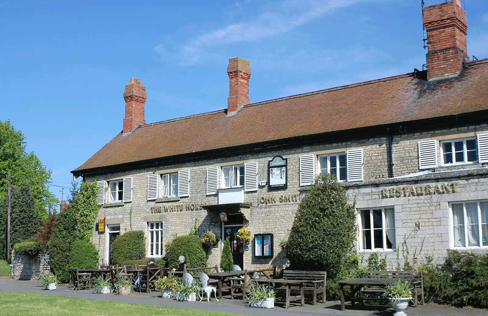 The White Horse at Empingham, from The BSCC Weekend Trip to Rutland Water, Empingham, Rutland - 14th May 2005