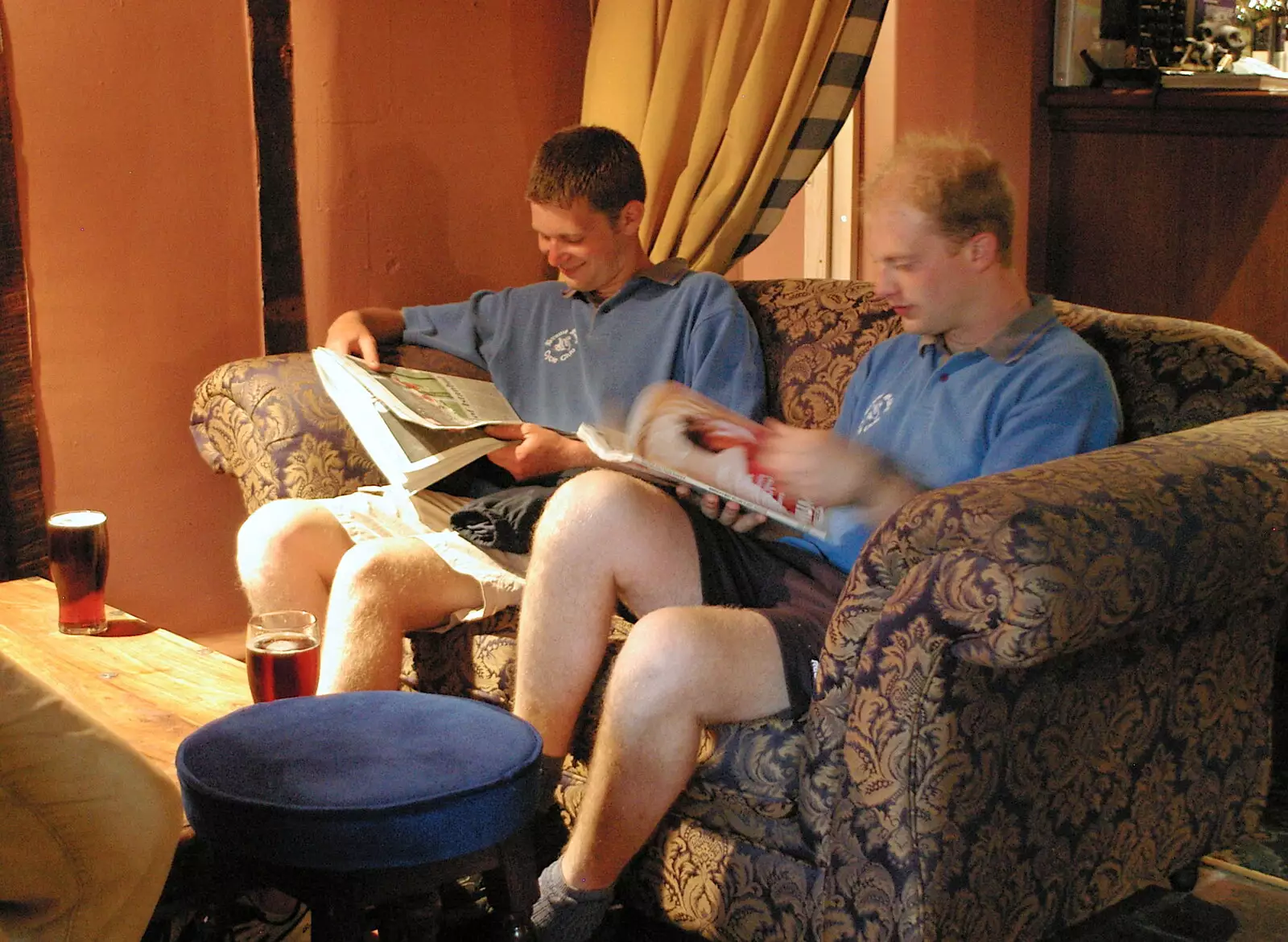 Phil and Paul read the paper in the Burston Crown, from BSCC Bike Rides and Fun With Diffraction Gratings, Gissing and Diss - 26th May 2005